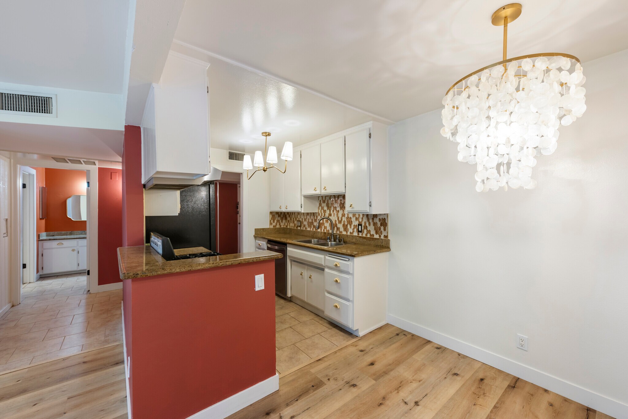 Building Photo - 4524 Tujunga Ave