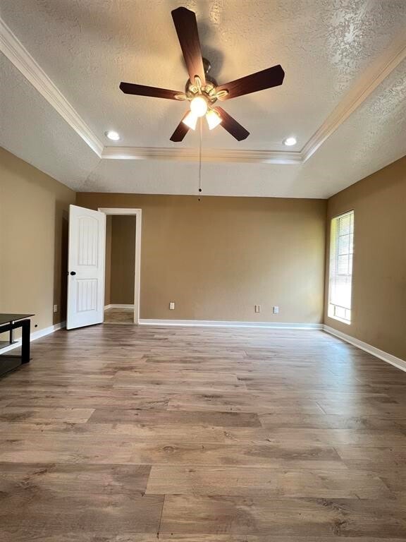 Building Photo - 12965 Larch Ln