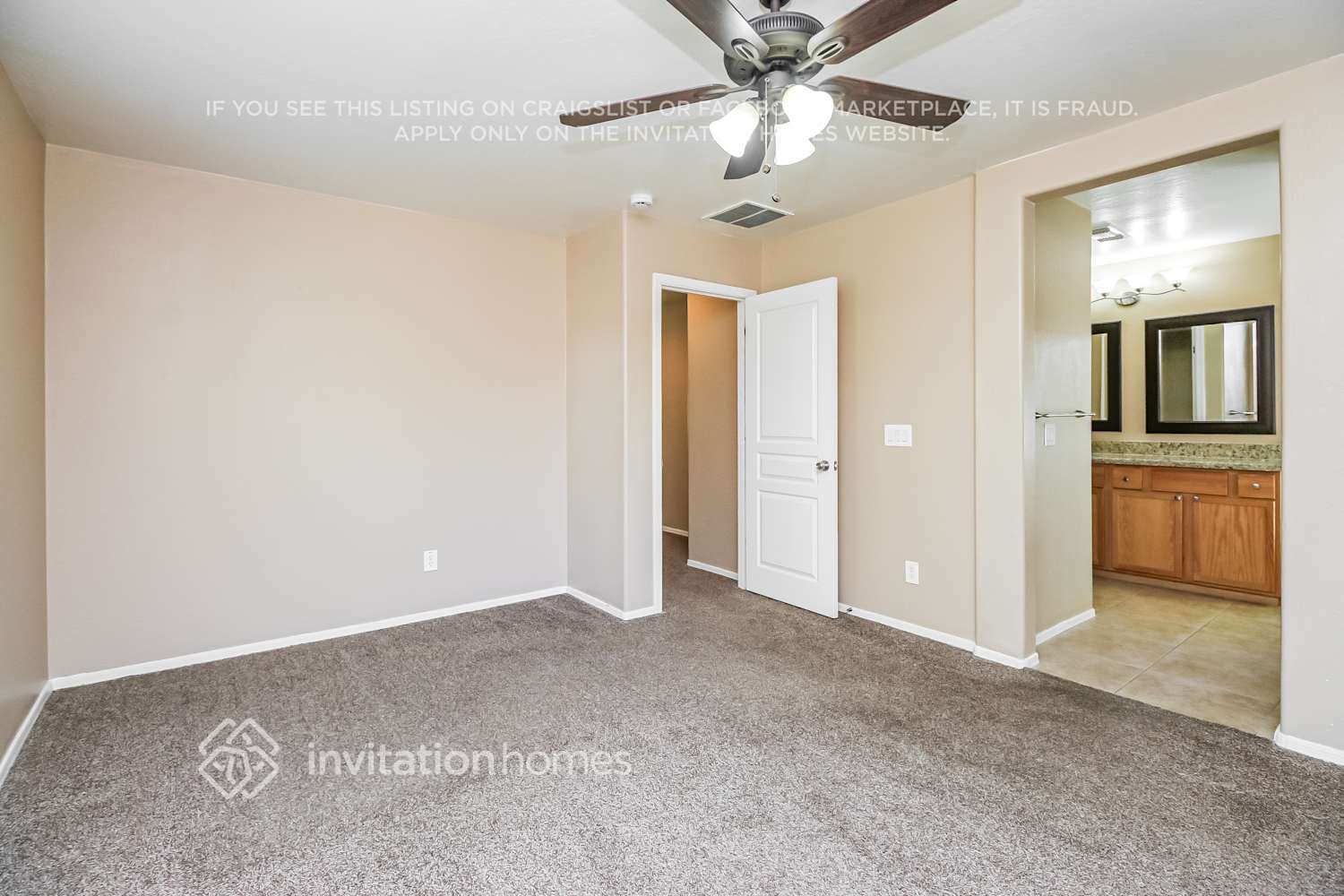 Building Photo - 3878 E Santa Fe Ln
