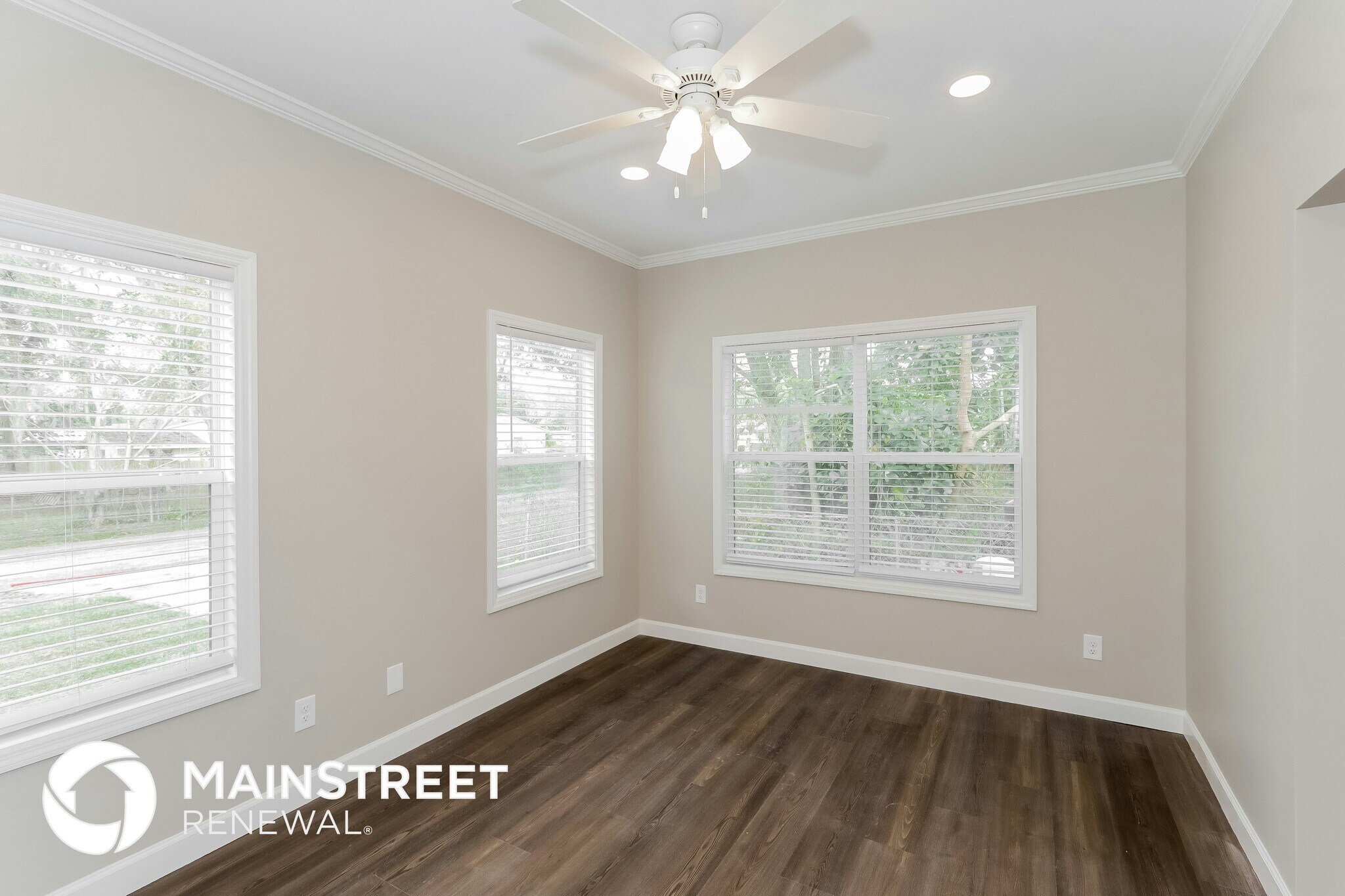 Building Photo - 5214 Timberlan St