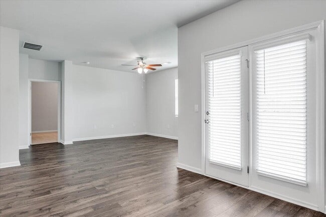 Building Photo - 1296 Admiral Ave