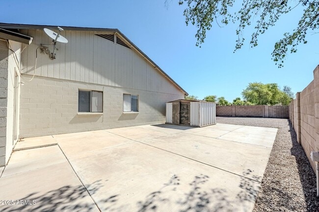 Building Photo - 8713 N 109th Ave