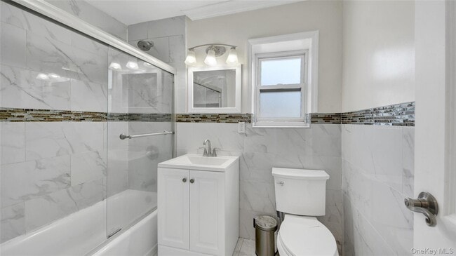 Building Photo - 4392 Carpenter Ave