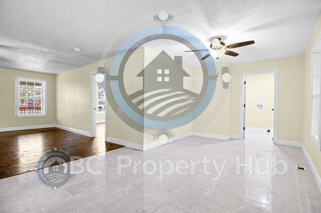 Building Photo - 97 Blakley Subdivision Rd