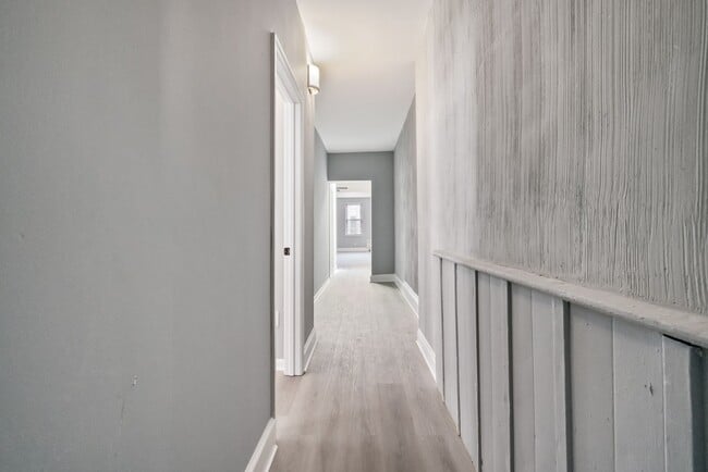 Building Photo - 22 Bedford Square