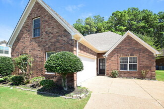 Building Photo - 5786 Bedford Loop W