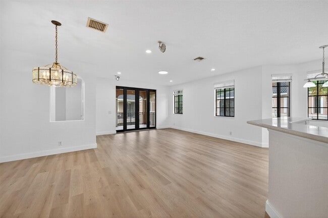 Building Photo - 2678 Center Ct Dr