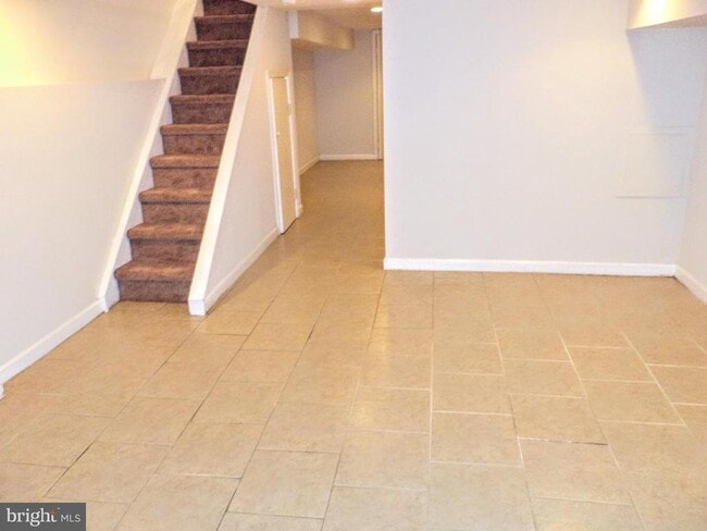 Building Photo - 2312 Moore St