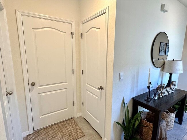 Building Photo - 1780 Walnut Crk Dr