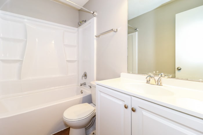 Building Photo - 3016 Shade Tree Cove