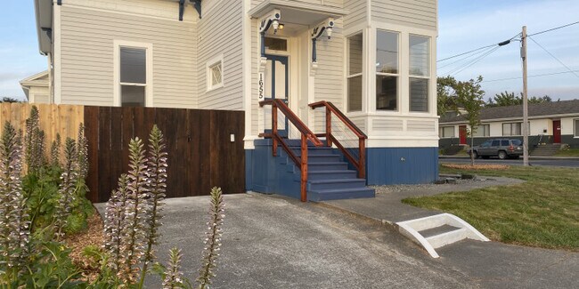 Primary Photo - 1655 J Street