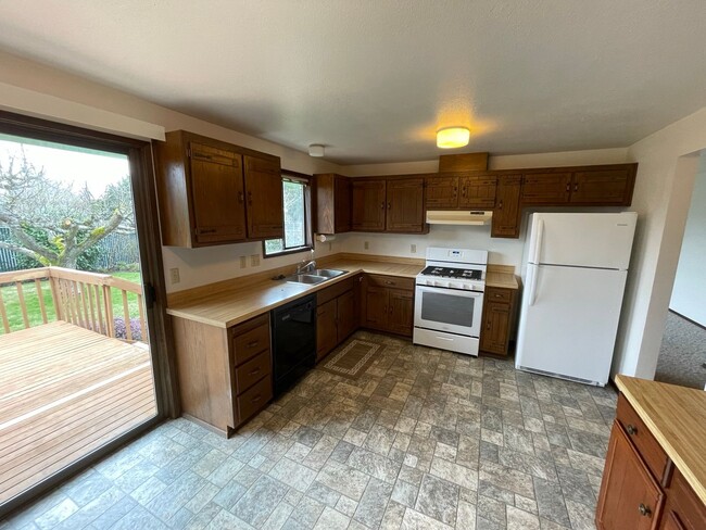 Building Photo - 3801 37th Drive