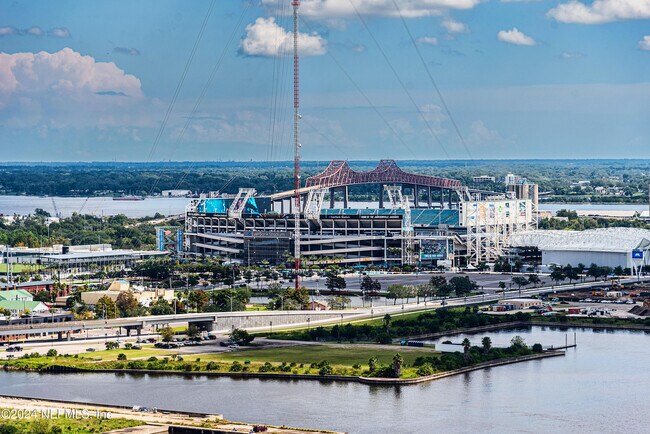 Building Photo - 1431 Riverplace Blvd