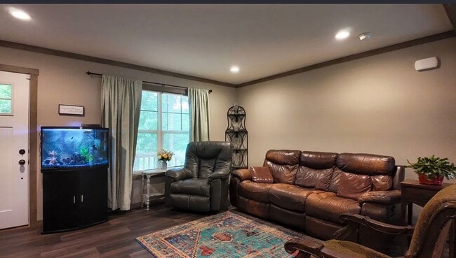 Building Photo - 4 Bedroom in Sabine ISD on 1.09 acres