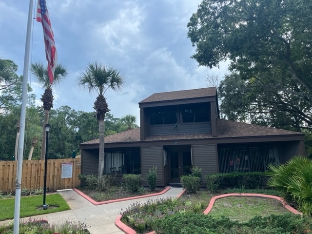 Clubhouse - 43 Hembury Ln