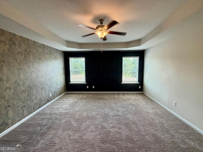 Building Photo - 7091 Gladstone Cir