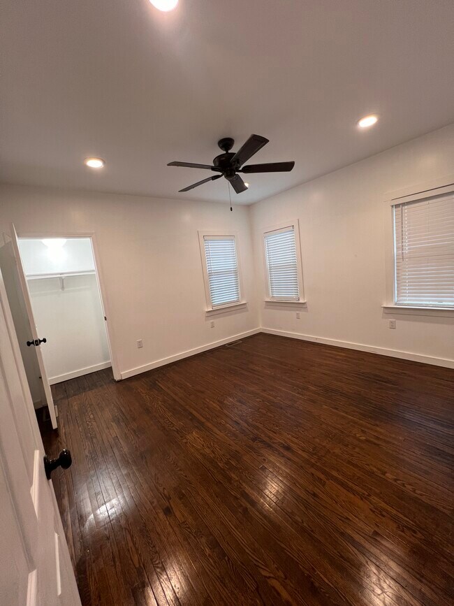 Bedroom 2 - 433 N Cypress St