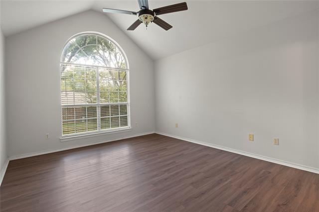 Building Photo - 3715 Dahlia Dr