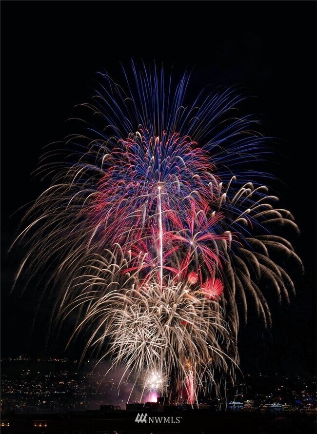 Building Photo - 2321 Boylston Ave E