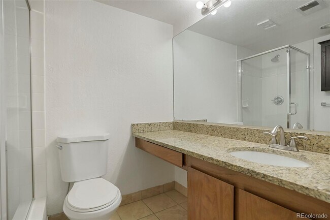 Building Photo - 14120 E Temple Dr
