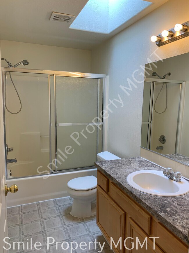 Building Photo - 4614 SE 86th Ct