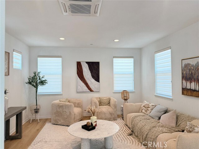 Building Photo - 10578 Wells Dr