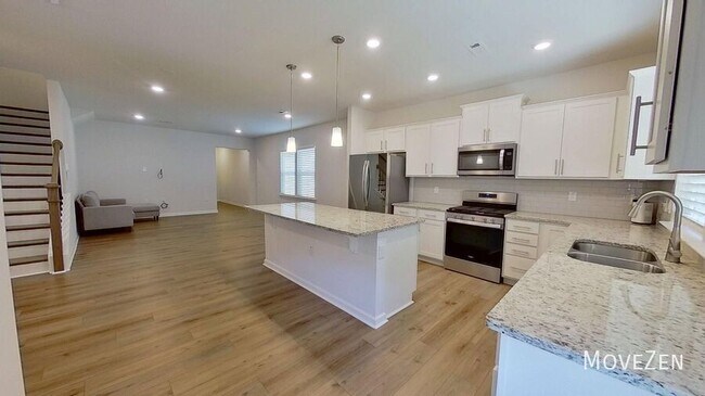 Building Photo - 808 Falls Grove Trl