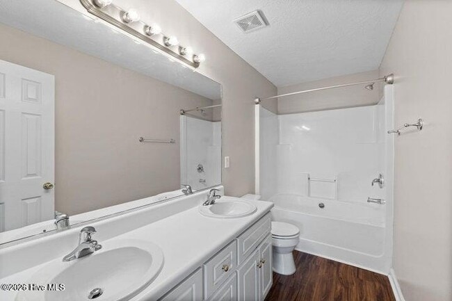 Building Photo - 443 Northrop Pl