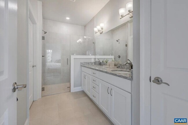 Building Photo - Upscale living in this beautiful model home in Old Trail - 4BR, 3.5 Ba