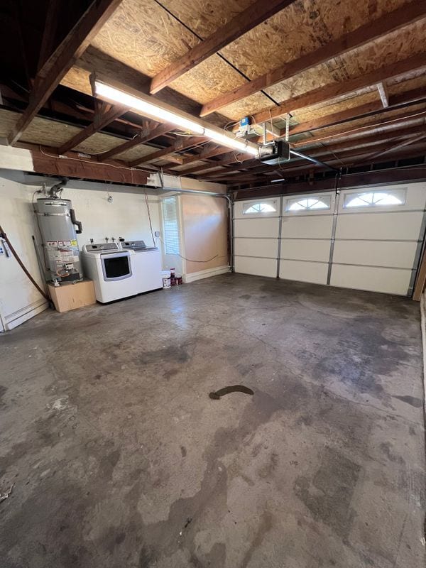 Building Photo - 13201 Lakota Dr