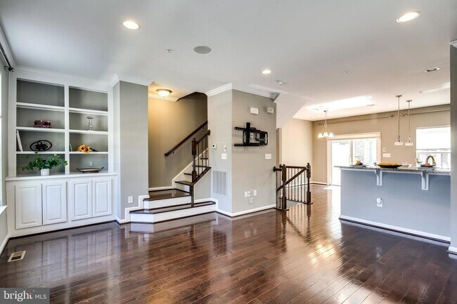 Building Photo - 3023 Hockley Mill Dr