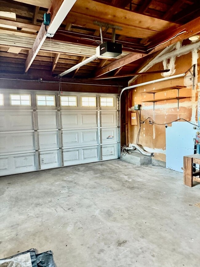 Building Photo - 4214 Zephyr Way