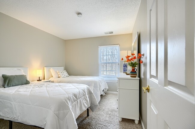 Building Photo - 4820 Dorsey Hall Dr