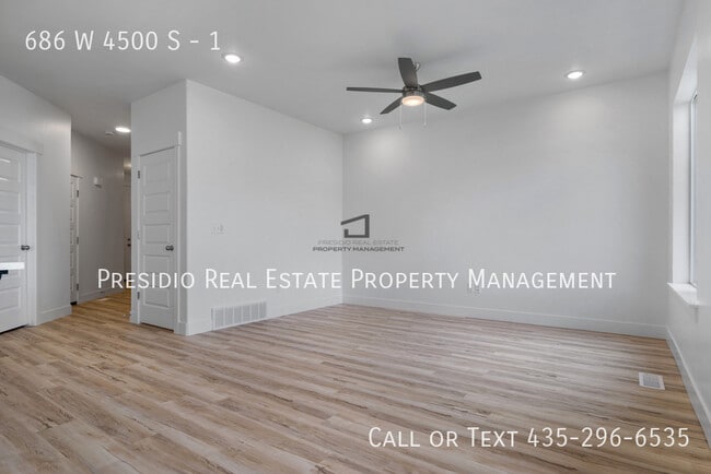 Building Photo - 686 S 4500 S