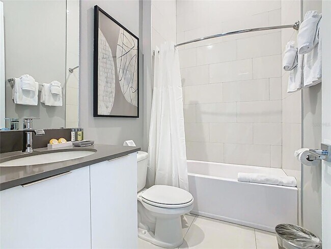 Building Photo - 7740 Sandy Ridge Dr