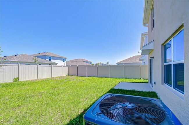 Building Photo - 32463 Weathered Oak Dr