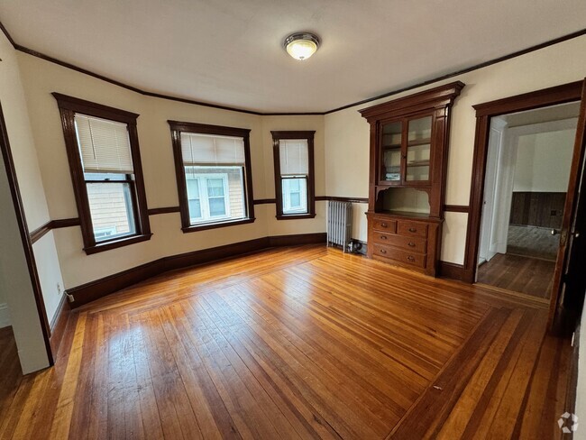 Building Photo - 50 Langley Rd