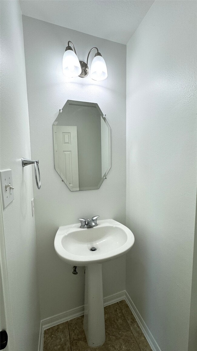 Building Photo - 17630 Riata Springs Ln