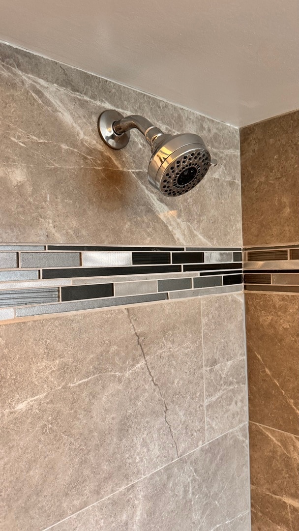 Building Photo - 4441 N Central Ave