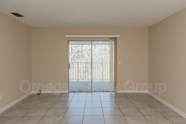 Building Photo - 1600 14th Ave E