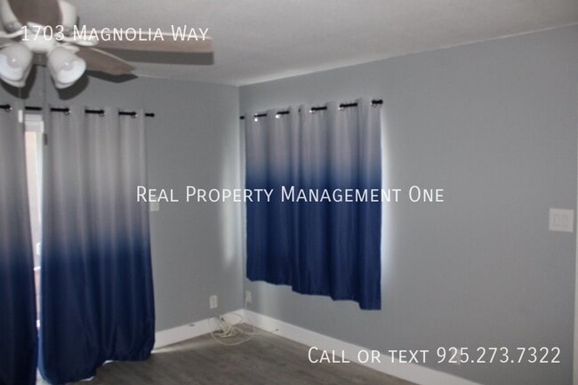 Building Photo - 1703 Magnolia Way