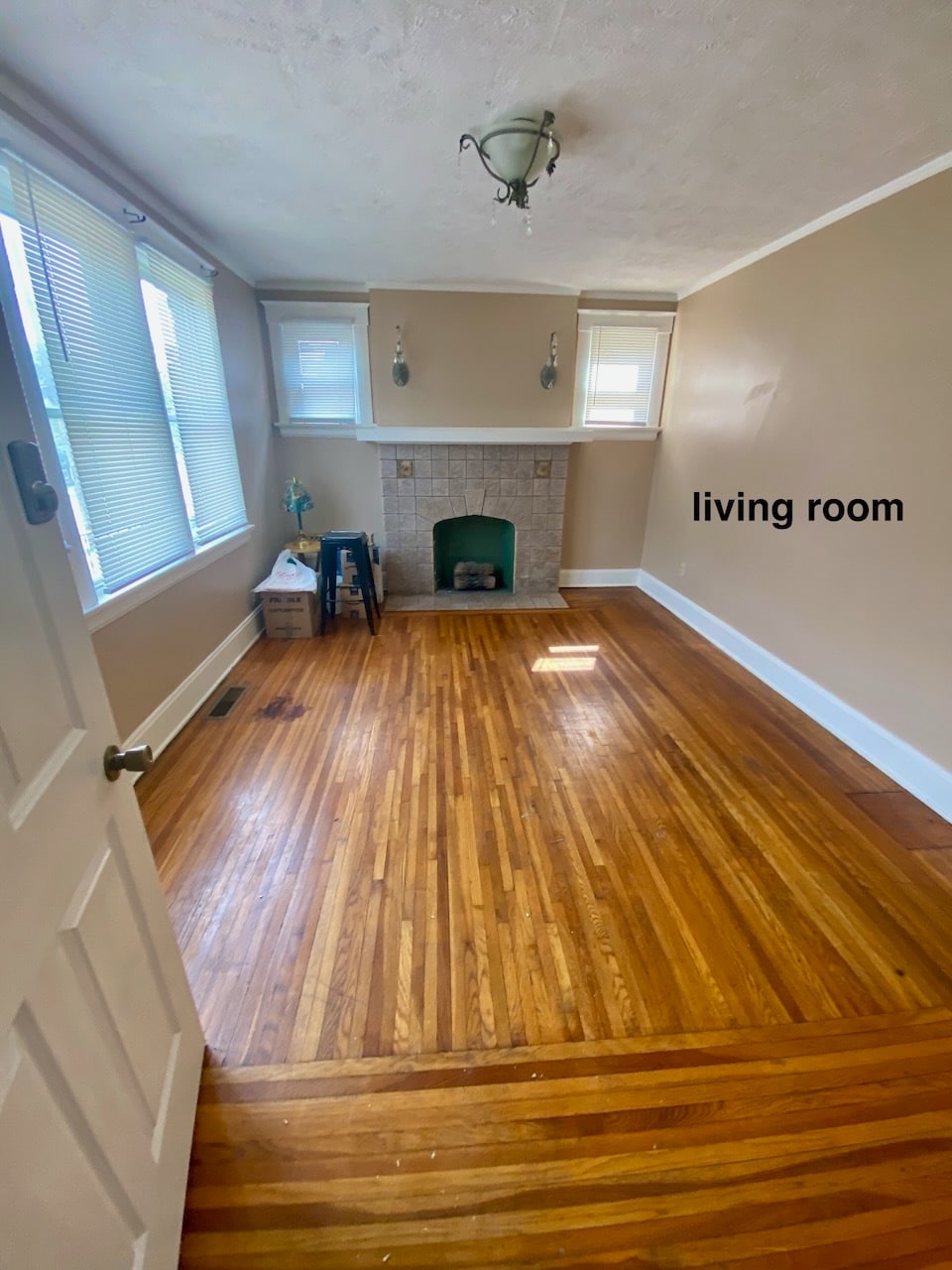 Building Photo - 23 Shirley Dr