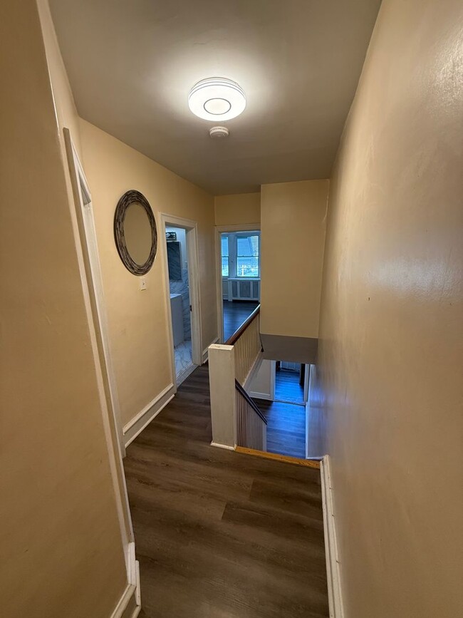 Building Photo - Wonderful three bedroom home for rent in O...