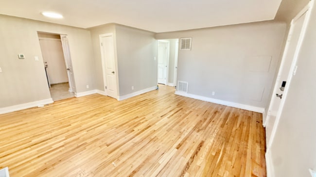 Living Room - Flats at 16th