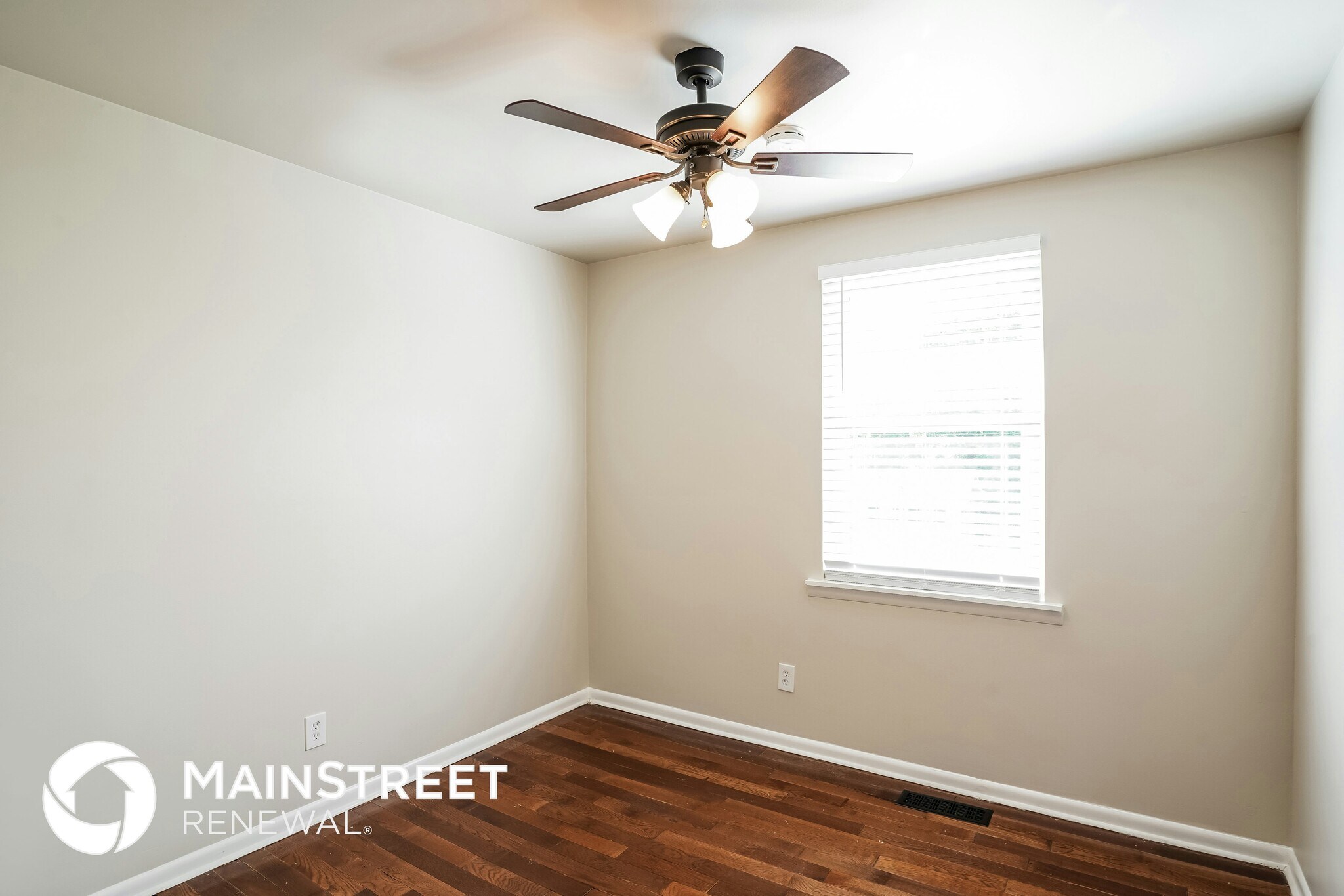 Building Photo - 3804 Scotwood Dr