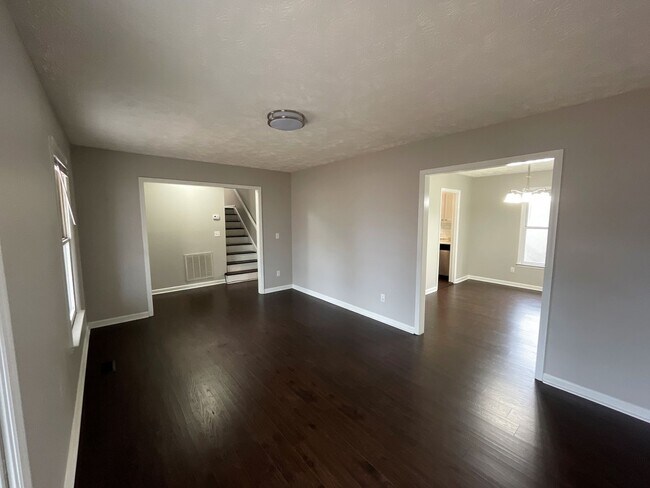 Building Photo - Updated 4 Bedroom / 3 Bathroom with In-Law Suite in Jack Britt School District!