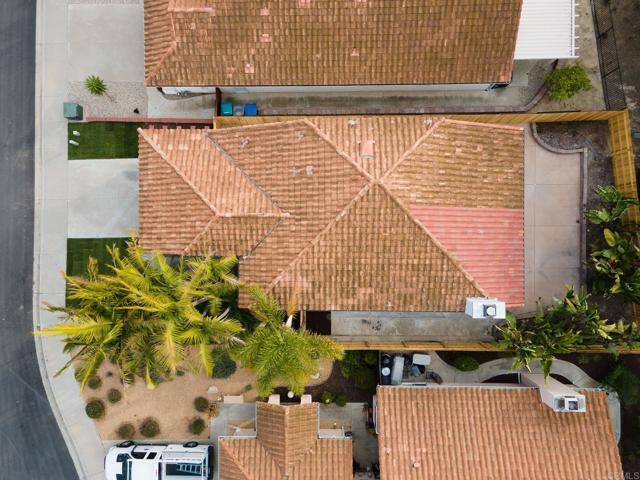 Building Photo - 3762 Via Del Rancho