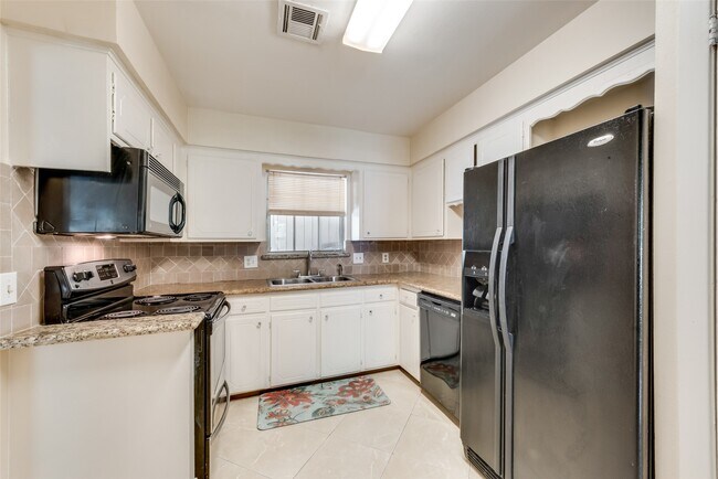 Building Photo - 1522 Baggett Ln