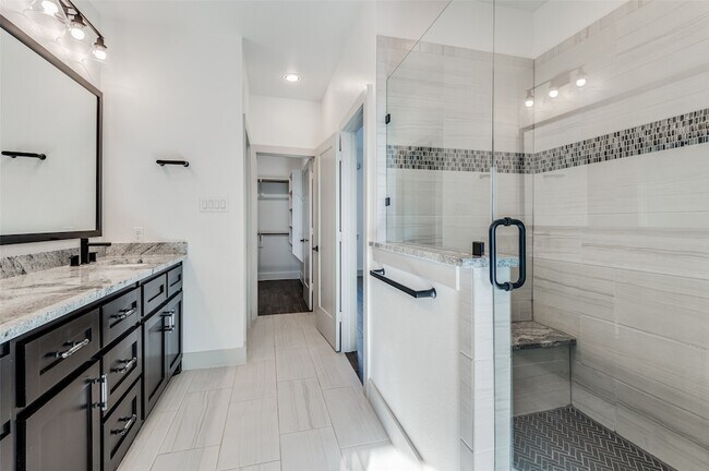 Building Photo - 2609 La Altura Ln