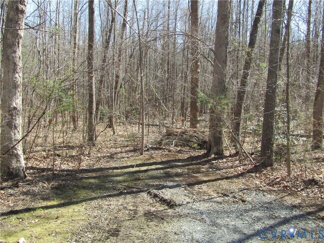 Building Photo - 5705 Community House Rd